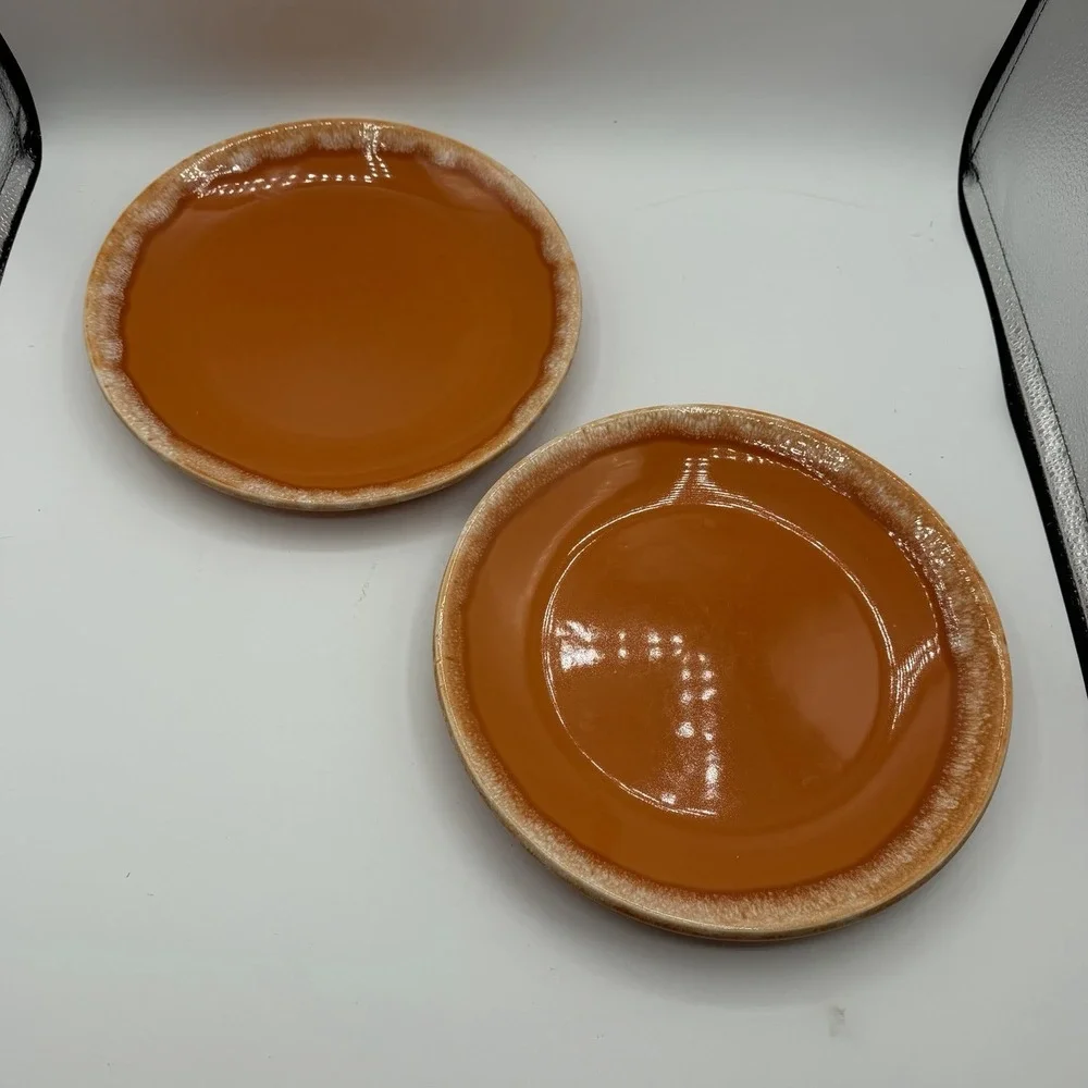 Set of 4 Vintage Hull Tangerine Orange Drip Glaze Dinner Plates 10.5